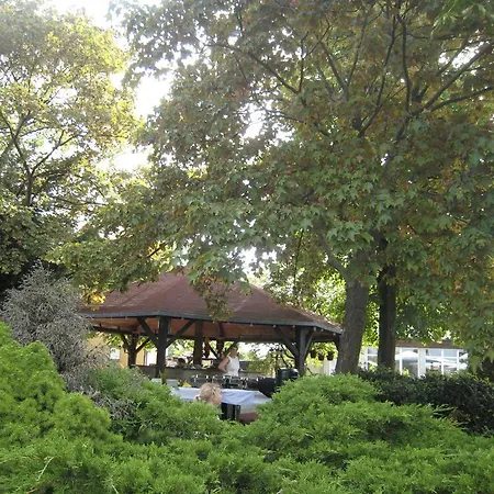 Szálloda Schoene Aussicht Weißenfels