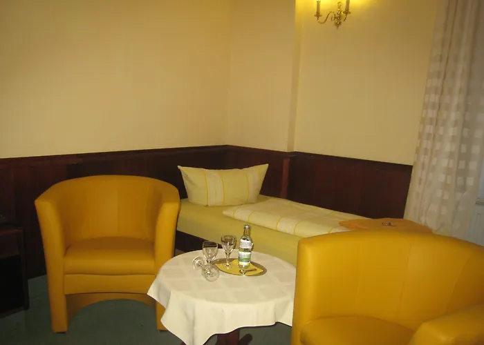 Hotel Schöne Aussicht 3*