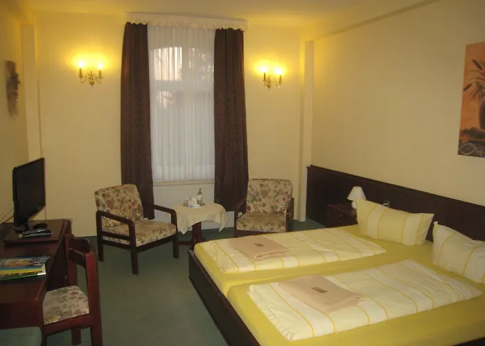 Schoene Aussicht Hotell 3*