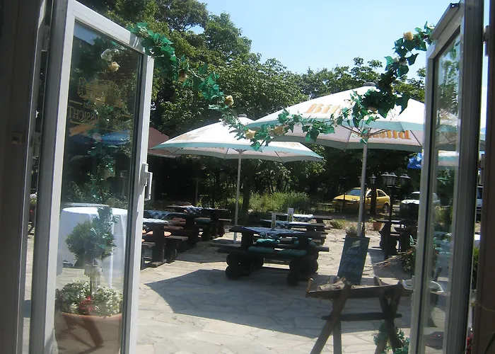 Schoene Aussicht Hotell 3*