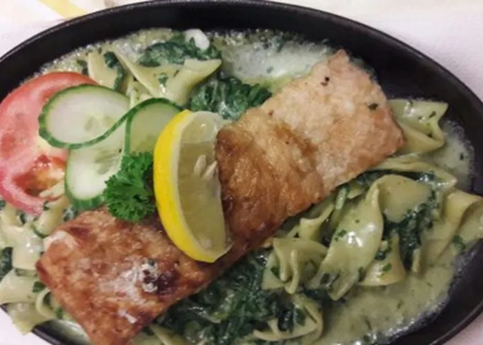 Schoene Aussicht Hotell Weißenfels